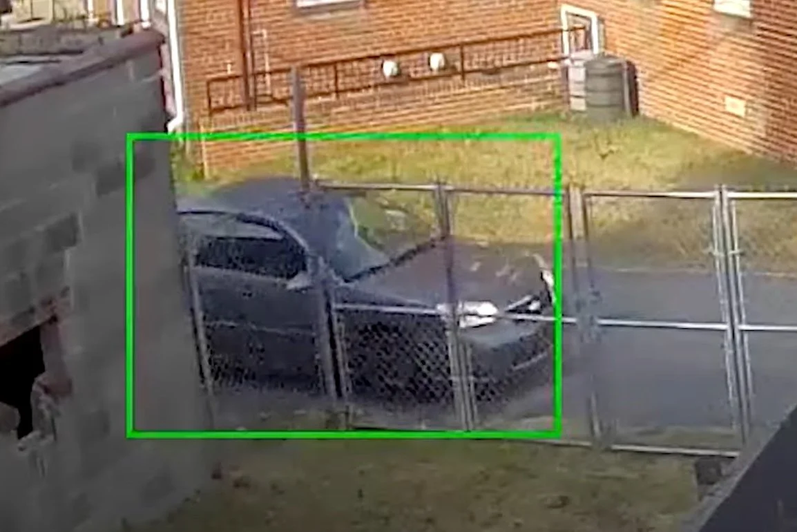 MPD 6D | Suspects and Vehicle Sought in an Armed Robbery