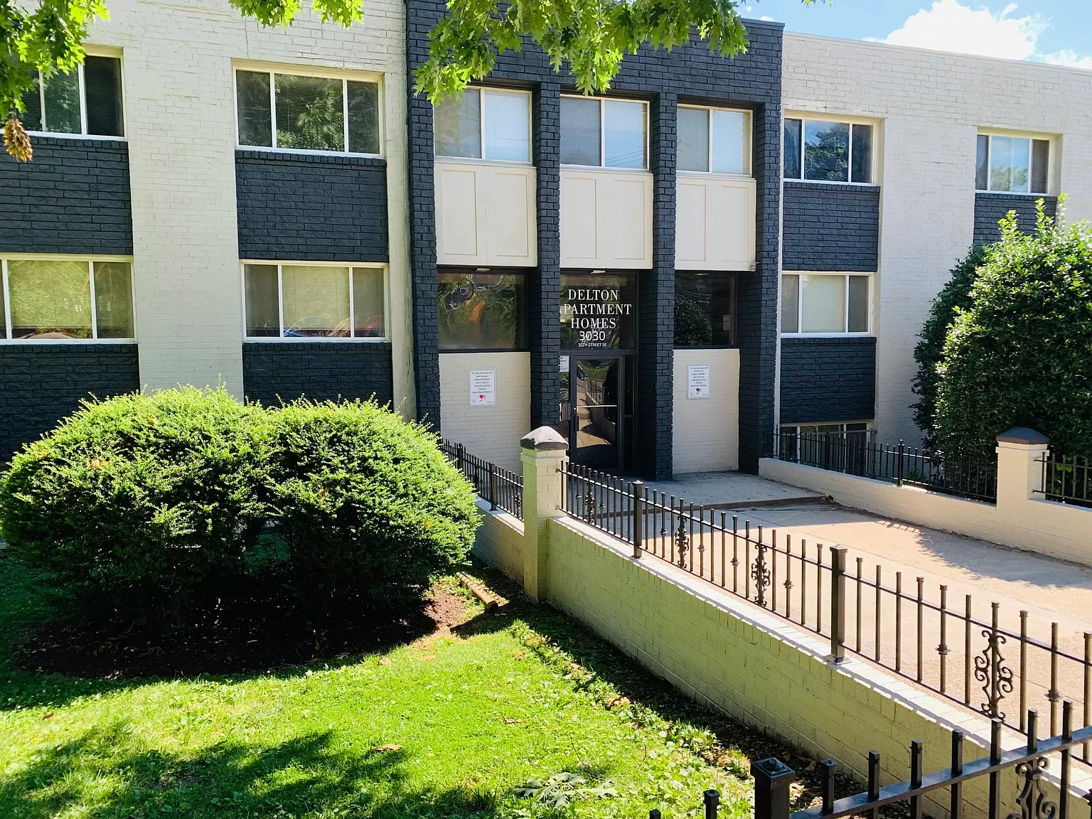 FOR RENT IN WARD 8 |  3030 30th Street, SE - $1,300/month (utilities included)