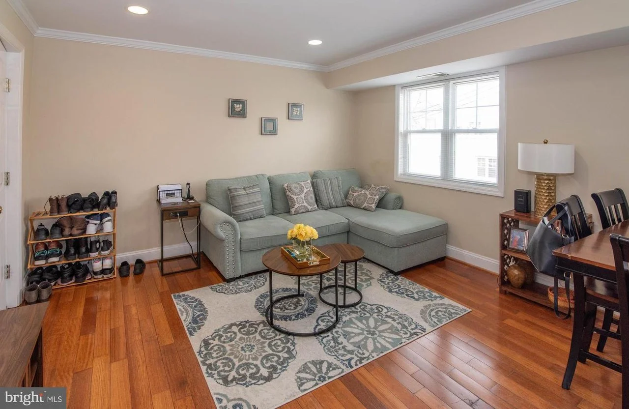 WARD 8 AUCTION ALERT | 3876 9th Street, SE #302 - $40,000 Opening Bid 