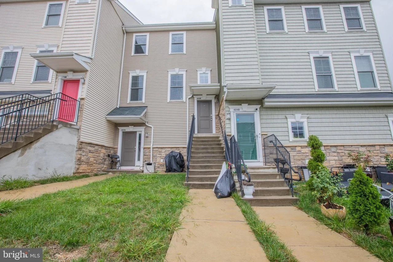 FOR RENT IN WARD 8 |  422 Woodcrest Dr, SE Unit 422B - $2,400/month
