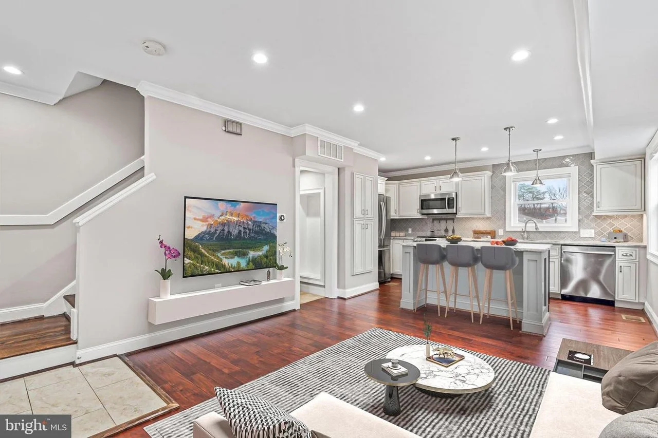 For Sale | 1887 Savannah Place, SE - $425,000
