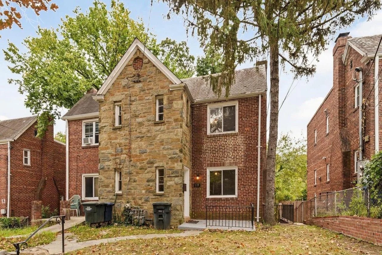 For Sale | 519 Oakwood Street, SE - $429,000
