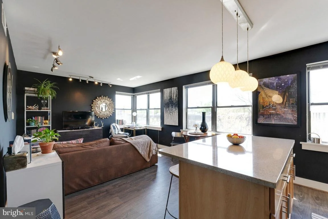 For Sale | 212 Oakwood Street, SE - $1,725/month