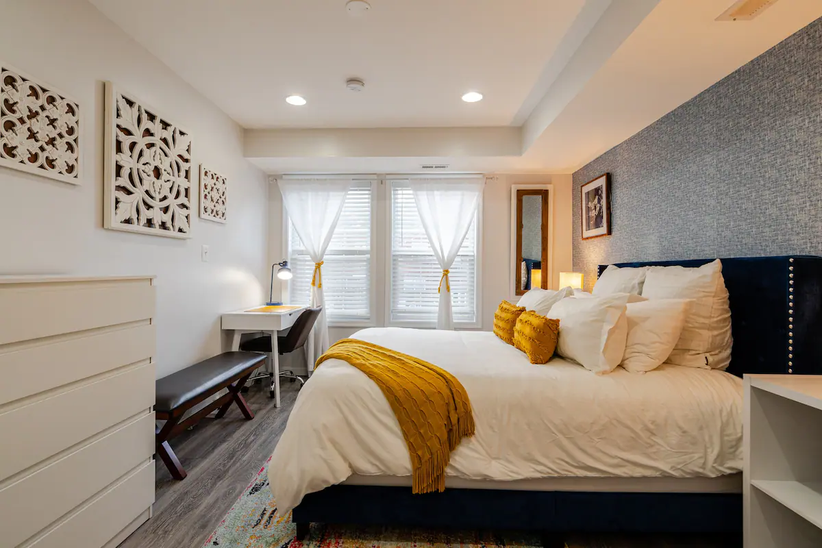 🏆 AirBnB Pick of the Week | 1-Bedroom Unit in Anacostia Townhouse