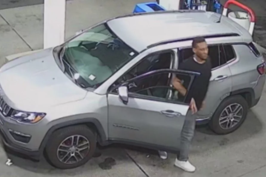 Wanted | Suspect in Ely Place, SE Burglary