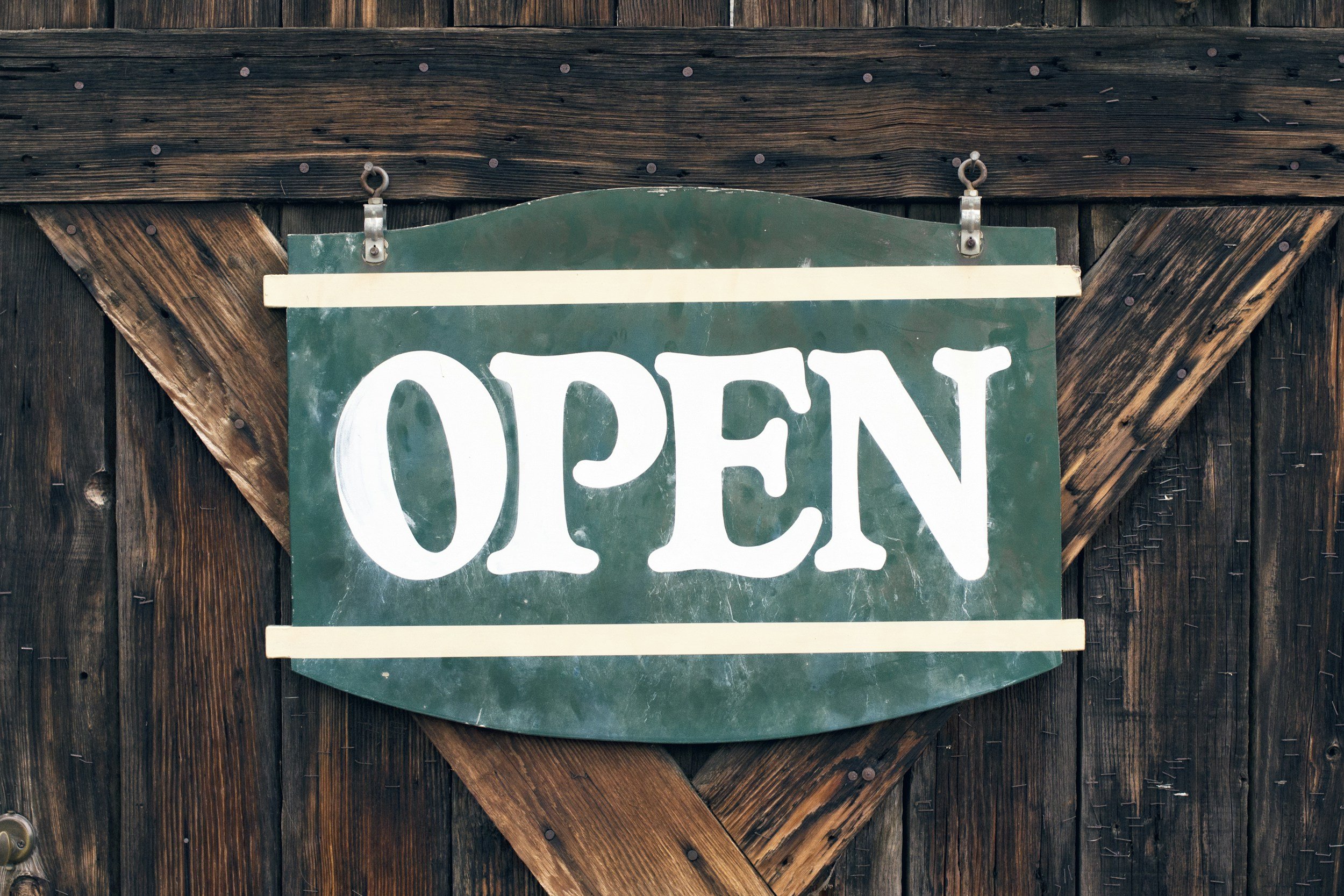 What District Government Services are open and closed for Thanksgiving 