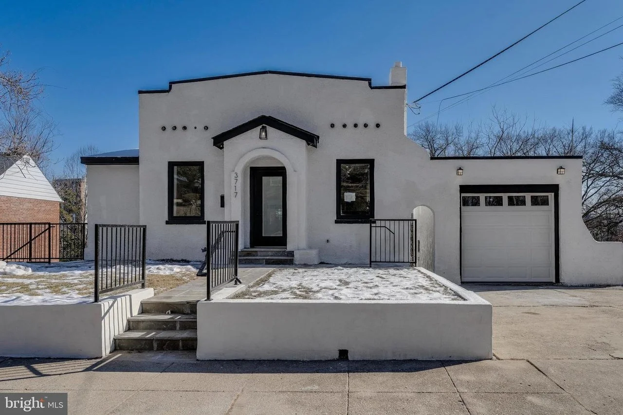 For Sale | 3717 Camden Street, SE - $985,000/year