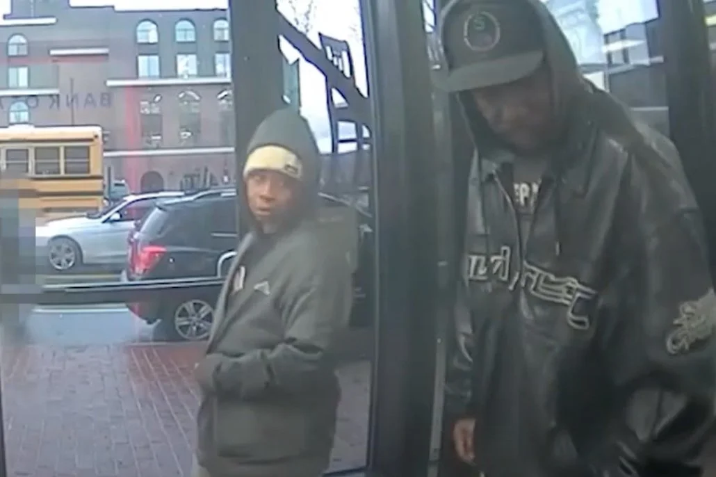 Video of Suspects in Anacostia Robbery