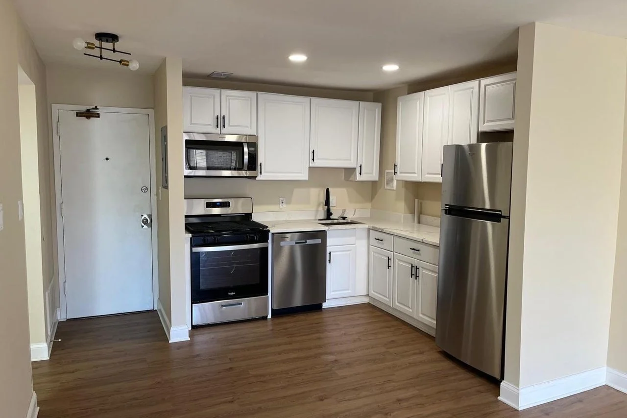 For Sale | 1920 Naylor Road, SE #106 - $140,000