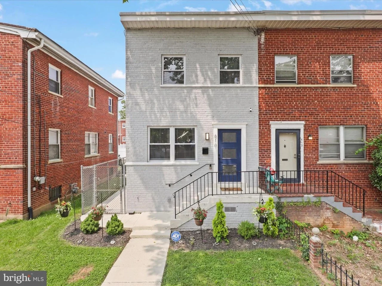 For Sale | 610 Galveston Place, SE - $440,000