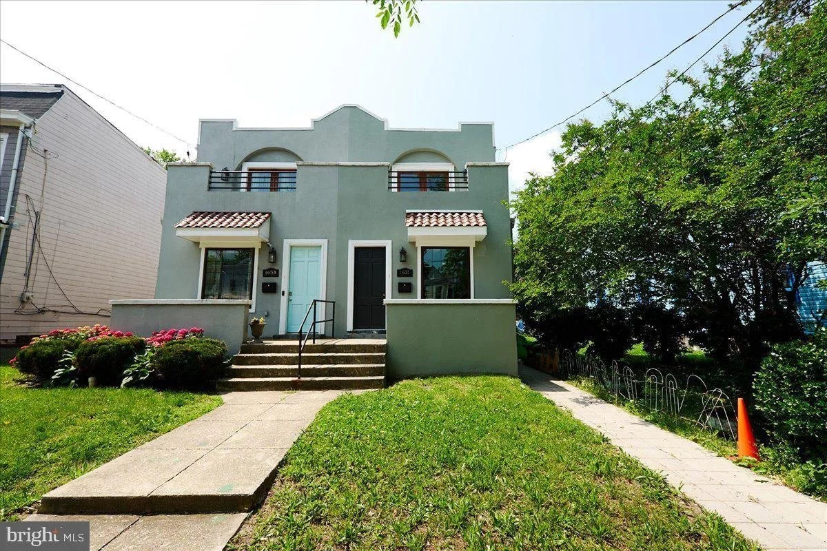 For Sale | 1631 U Street, SE - $579,000