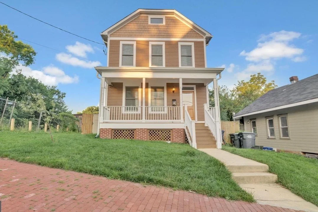For Sale | 1337 Maple View Place, SE - $650,000