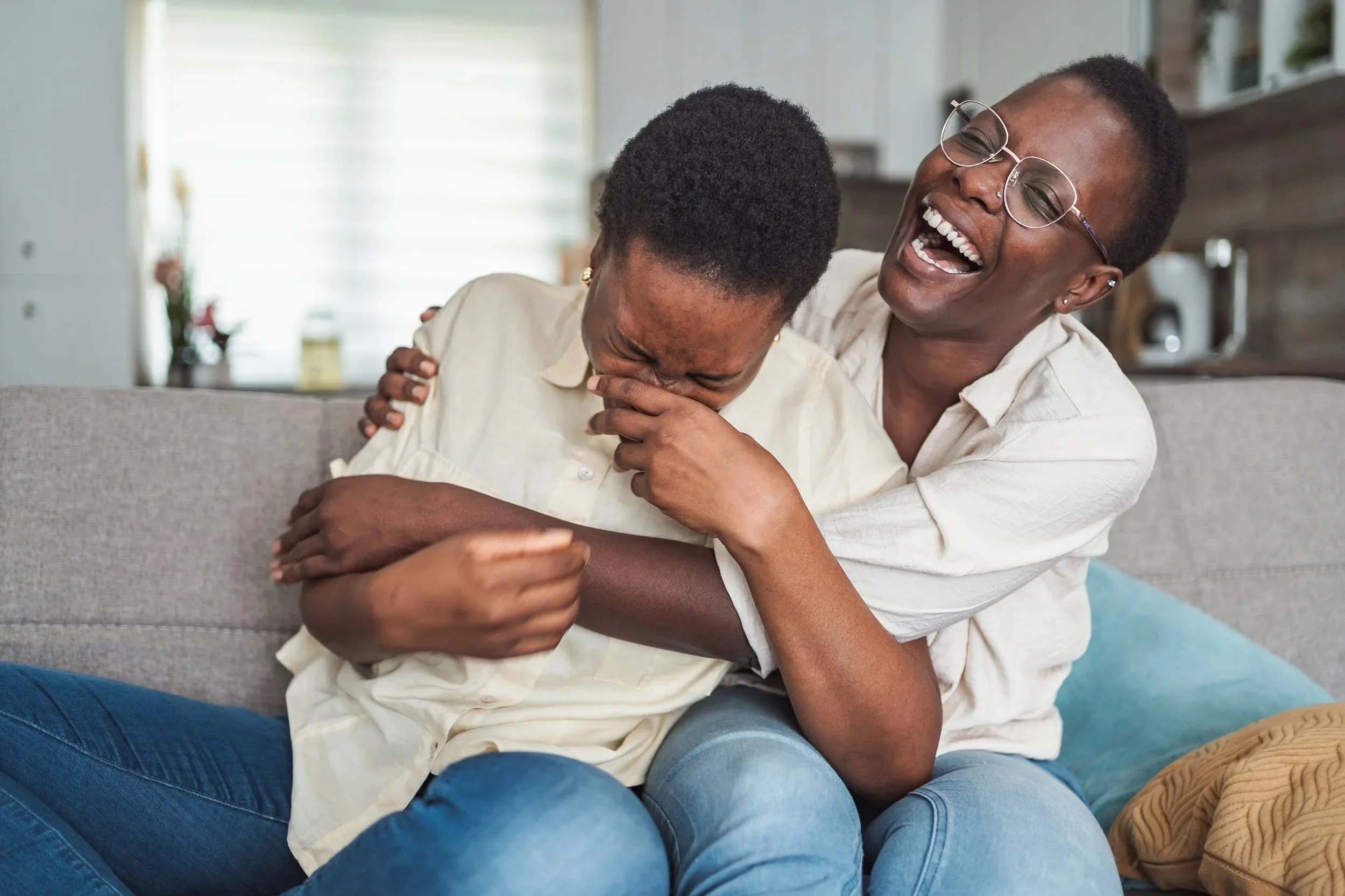 How to Host a Comedy Night with Friends In Your Living Room