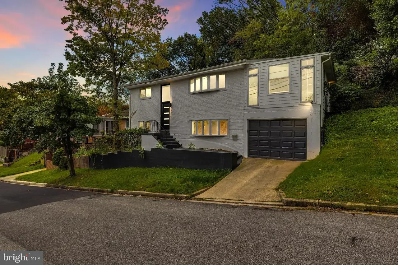 Short Sale in Hillcrest Neighborhood  - $717,500