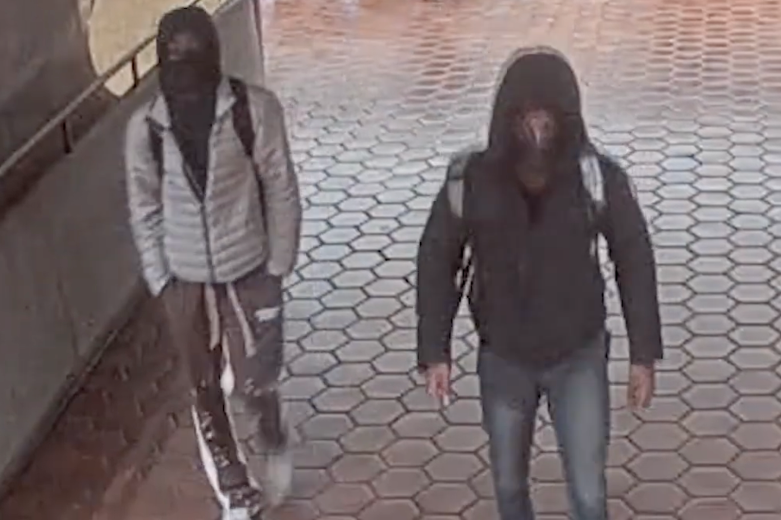 Wanted Video | Suspects in Attempted Robbery of Coat