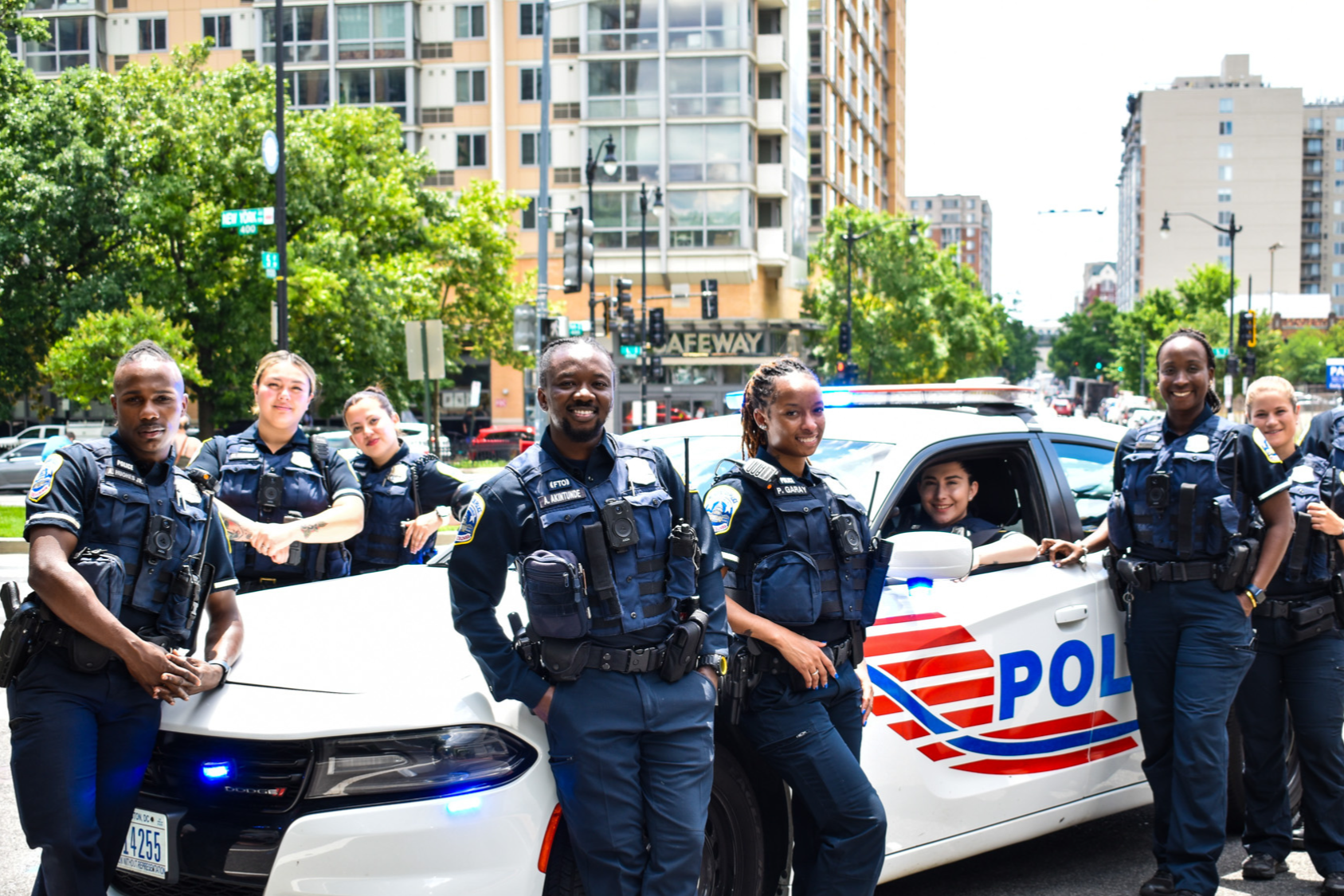 Thinking About the Badge? Join DC Police Virtual Office Hours