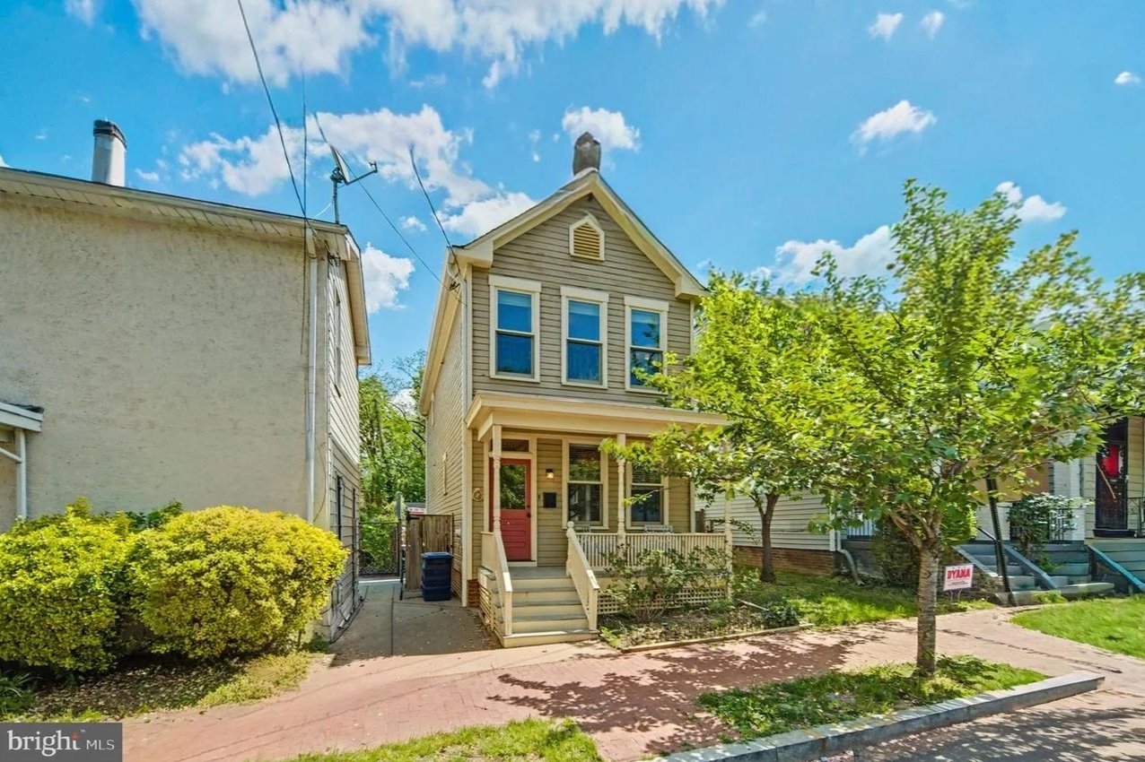 For Sale | 2010 14th Street, SE - $524,000