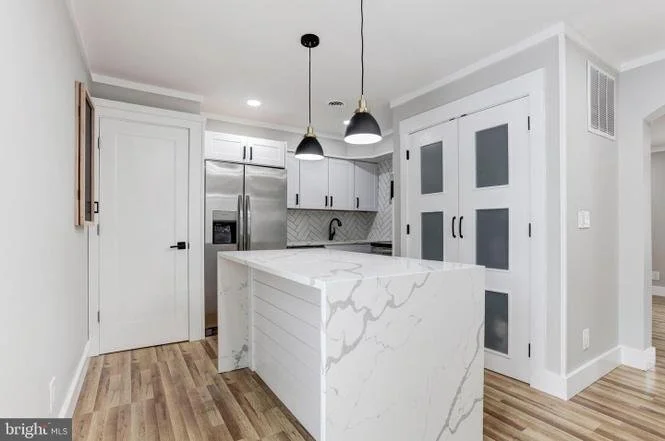 For Sale | 1366 Valley Place, SE - $429,000