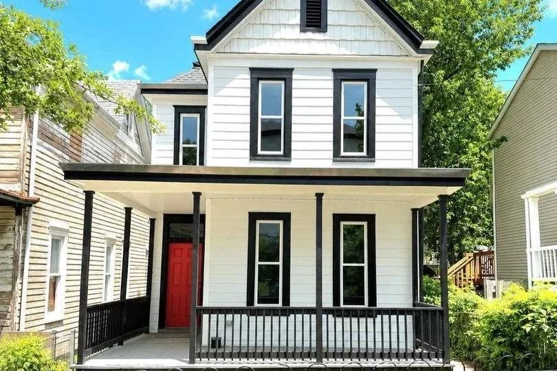 For Sale | 1358 Valley Place, SE - $499,900