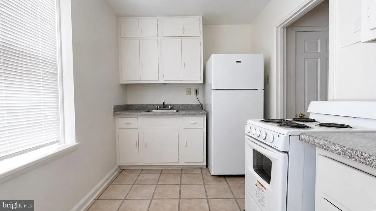 For Sale | 2805 Erie Street, SE Unit A107 - $37,900