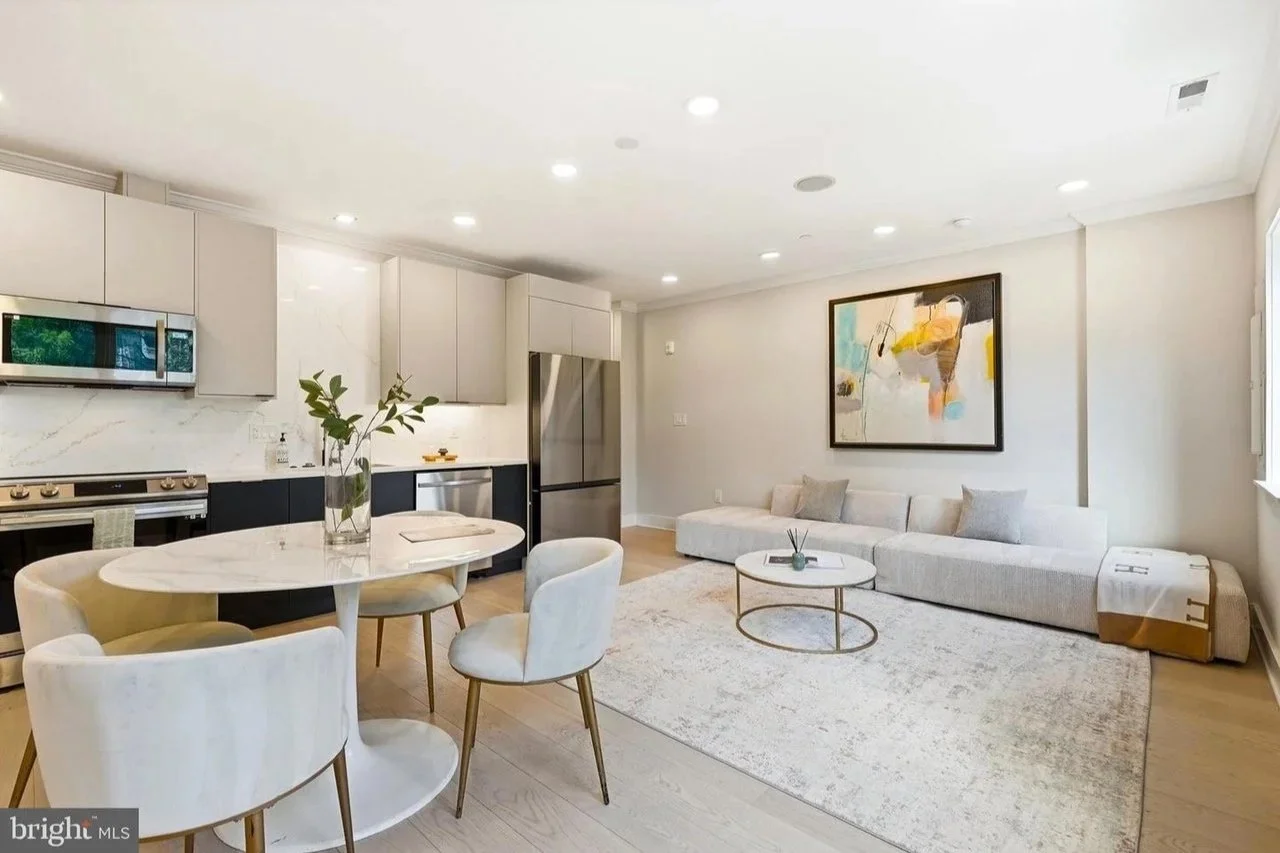 For Sale | 2305 Nicholson SE #202 - $415,000