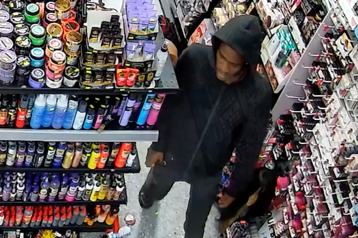Wanted Video | Suspect in Attempted Robbery in Southeast