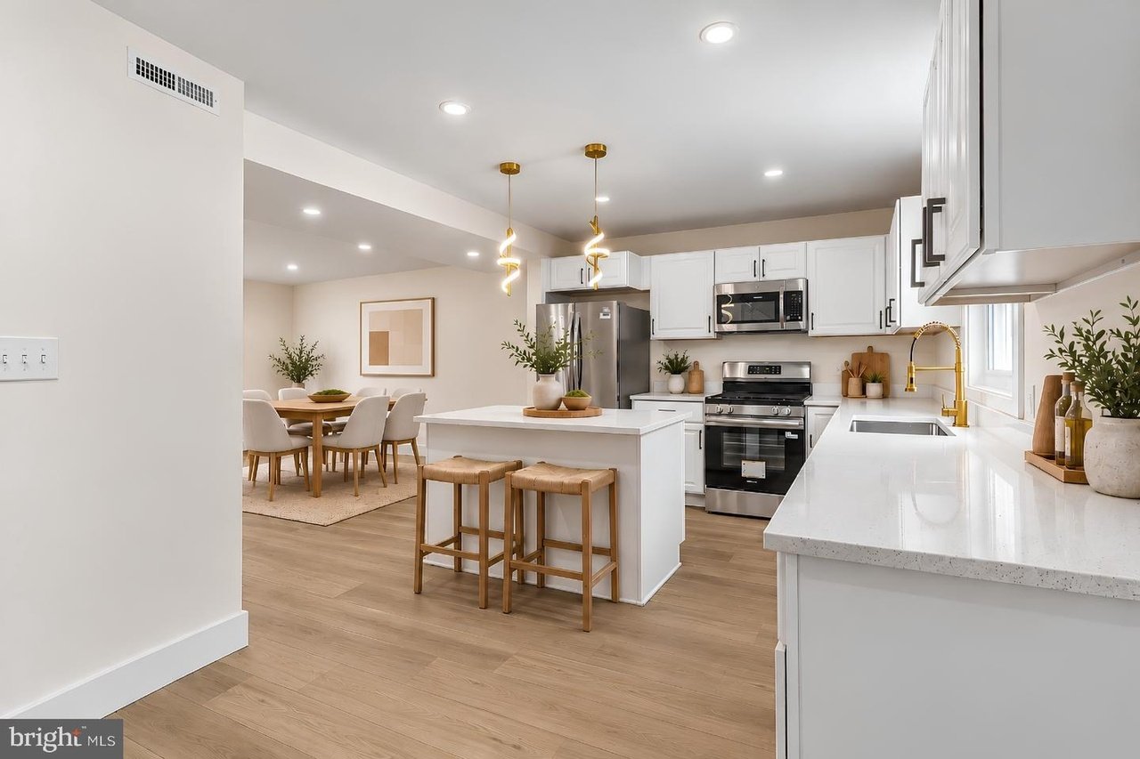For Sale | 157 Wilmington Place, SE - $469,000