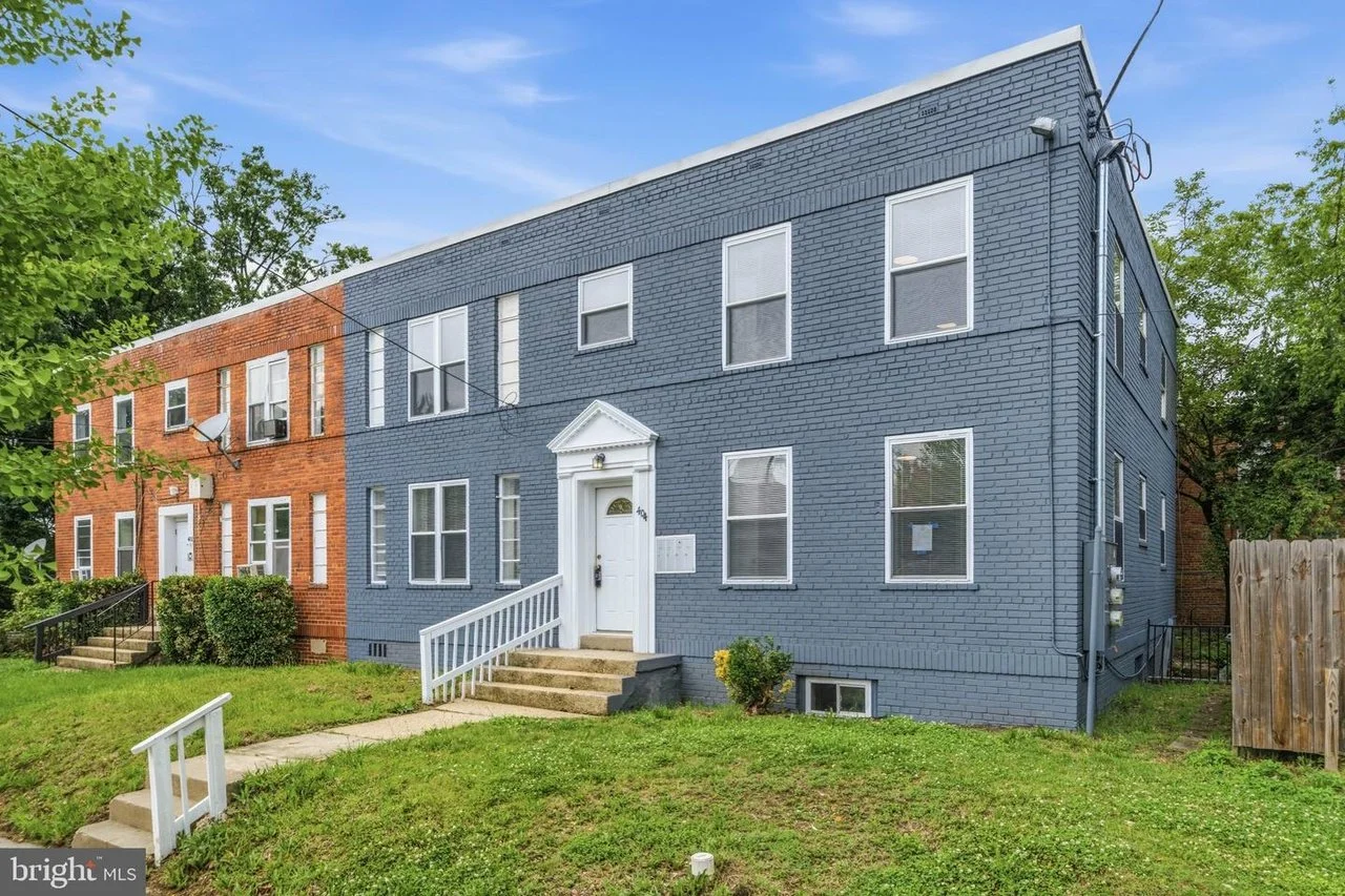 For Sale | 404 Mellon Street, SE - $599,995