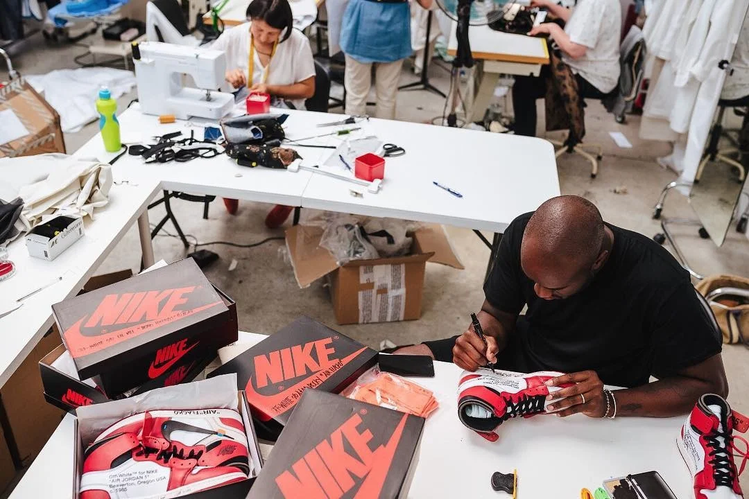 http-%2F%2Fhypebeast.com%2Fimage%2F2017%2F06%2Fvirgil-abloh-off-white-pitti-uomo-show-stream-01.jpg