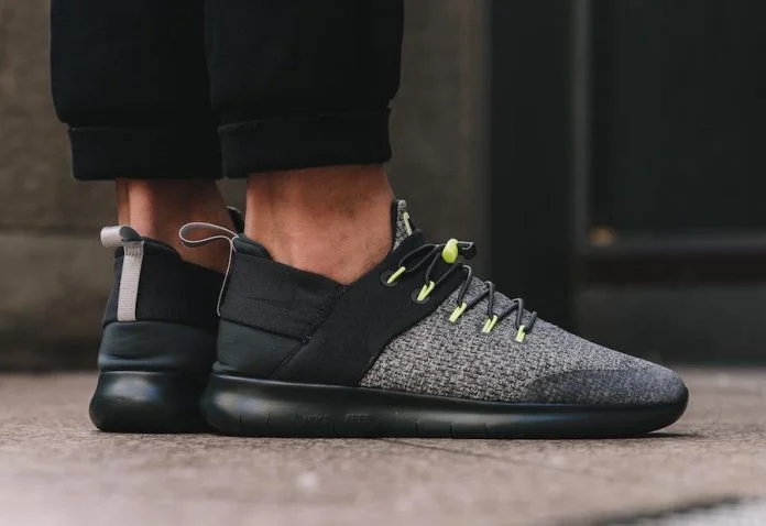 NIKE FREE RN COMMUTER “NEON” 