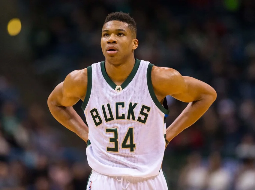 GIANNIS ANTETOKOUNMPO SIGNS A LONG-TERM PARTNERSHIP WITH NIKE