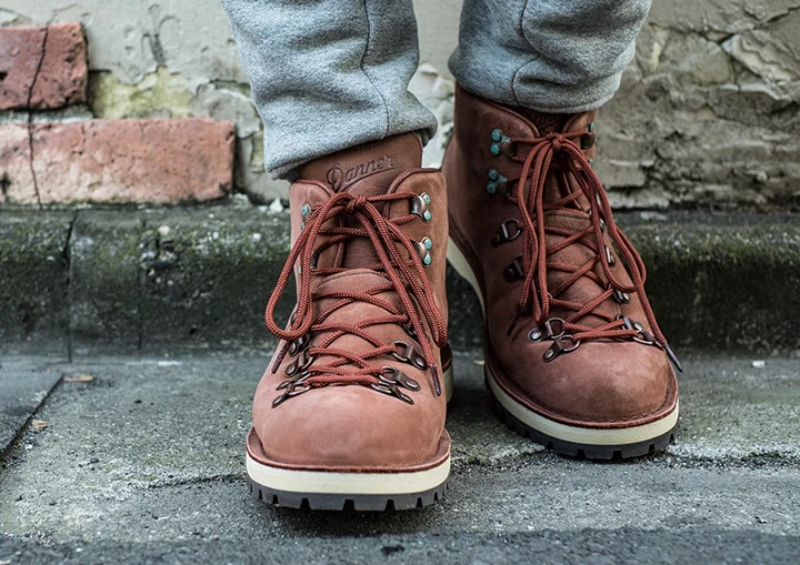 danner-new-balance-american-pionner-collection-2.jpg