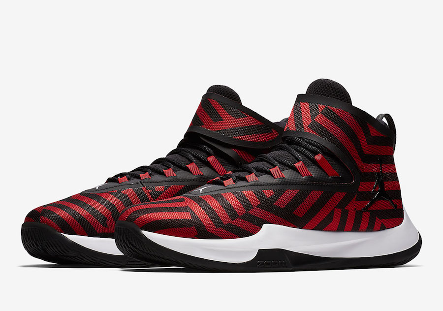 THE JORDAN FLY UNLIMITED WITH NEW STRIPED PATTERN