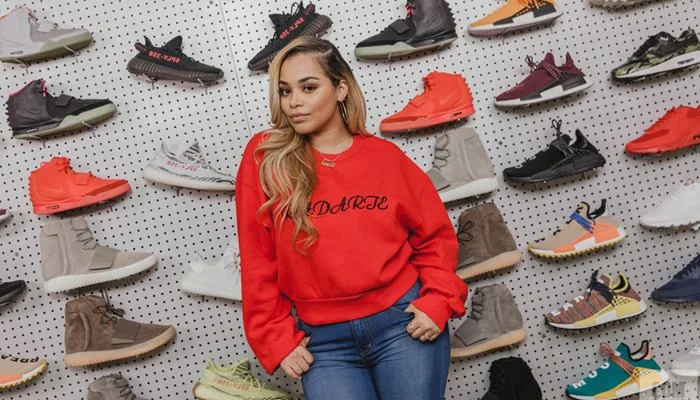 lauren-london-sneaker-shopping.jpg