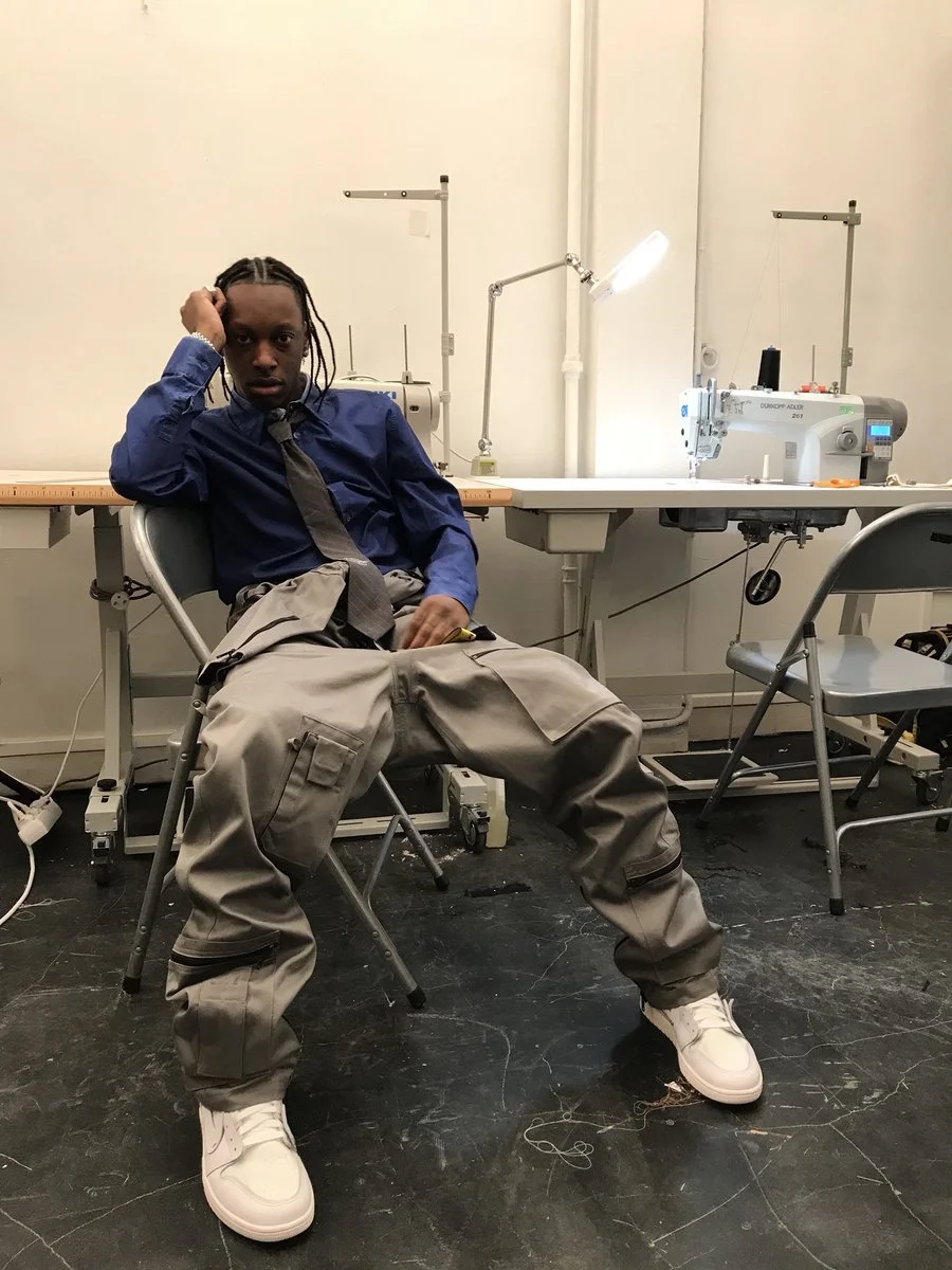 off-white-air-jordan-1-white-on-feet.jpg