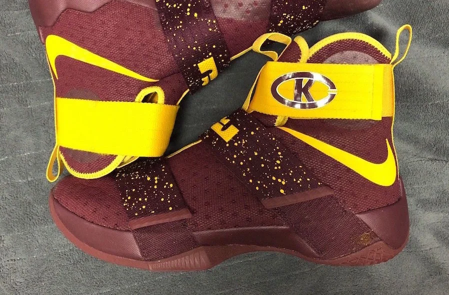 nike-lebron-soldier-10-christ-the-king.jpg