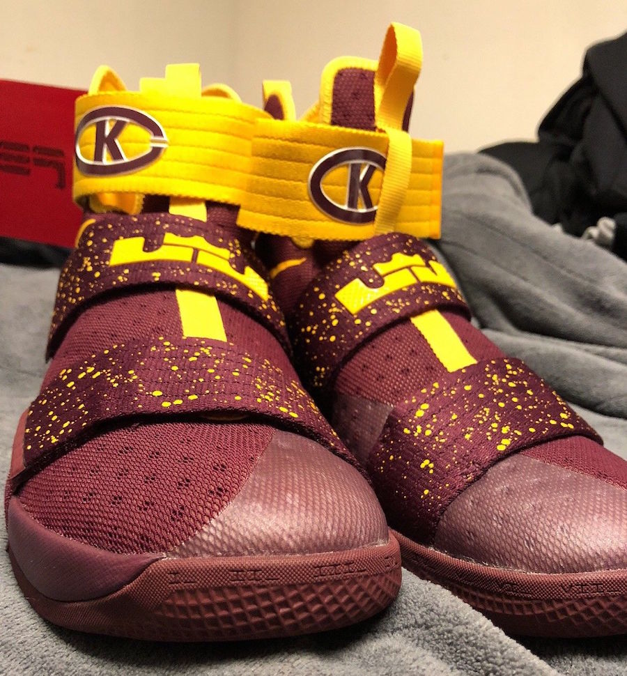 nike-lebron-soldier-10-christ-the-king-pe-4.jpg