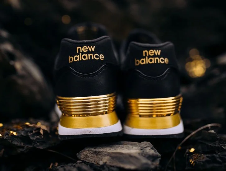 new-balance-574-black-gold-3.jpg