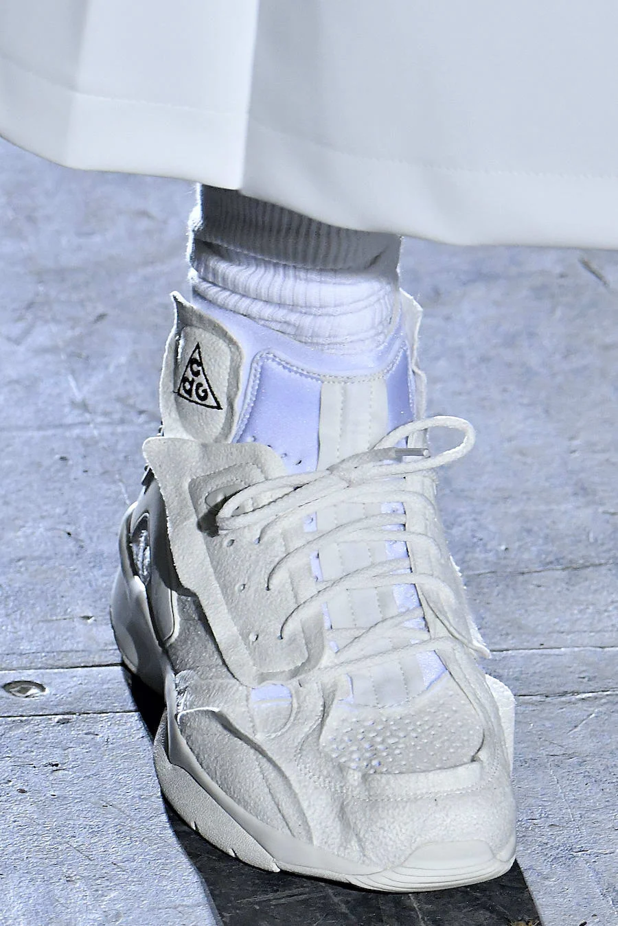 comme-des-garcons-nike-acg-air-mowabb-1.jpg
