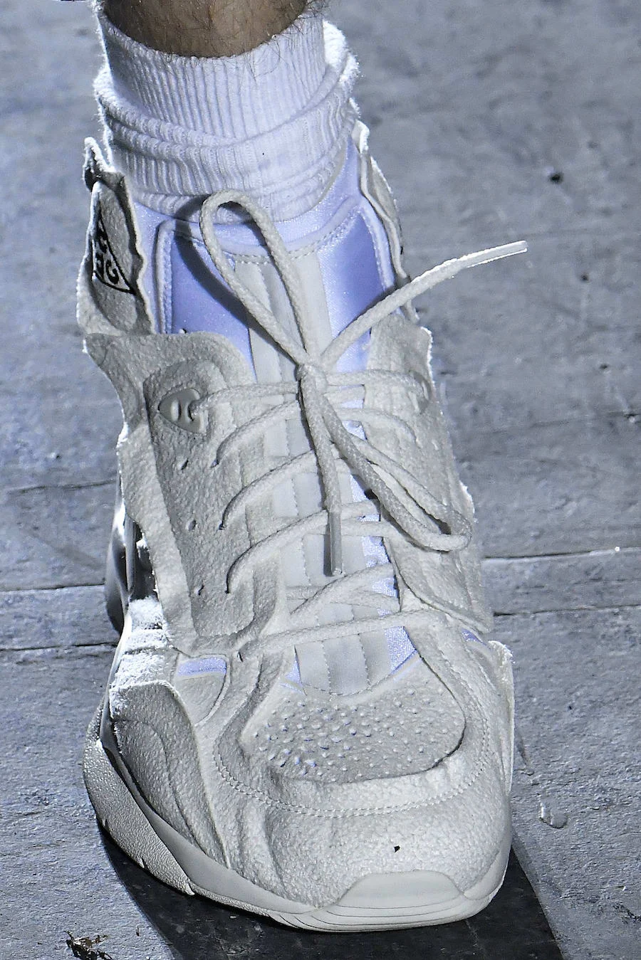 comme-des-garcons-nike-acg-air-mowabb-2.jpg