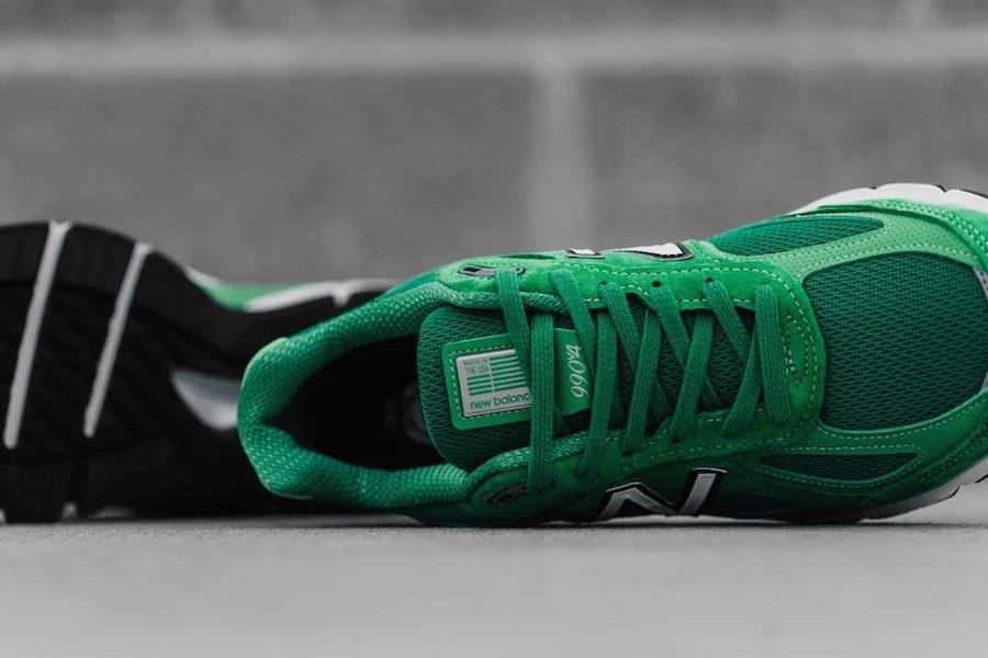 new-balance-990-new-green-st-patricks-day-1.jpg