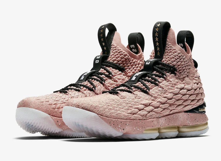 Nike-LeBron-15-Hollywood-897650-600.jpg