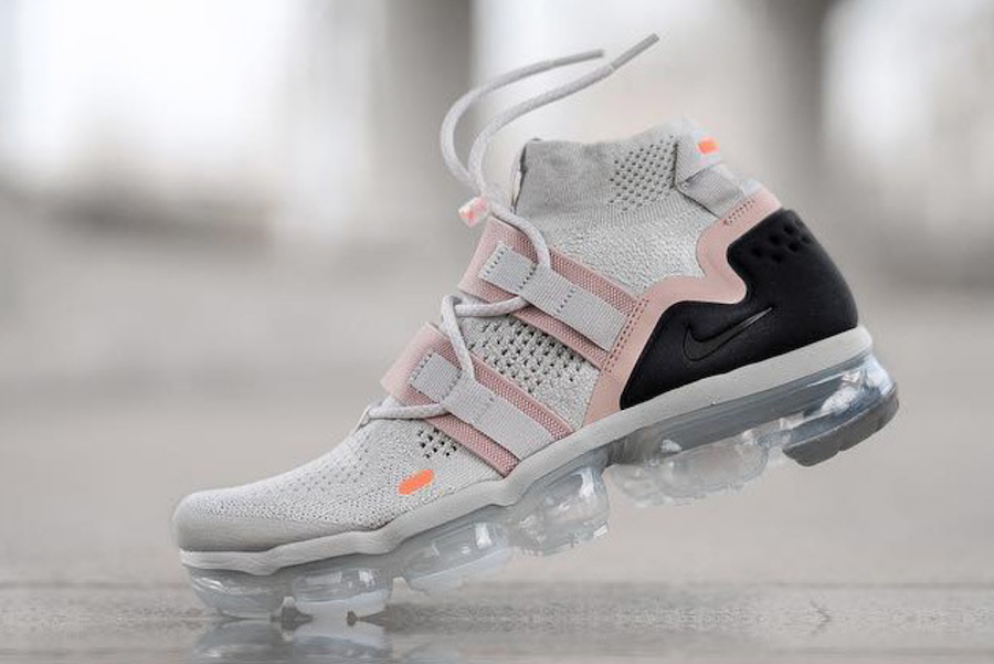 Nike-Air-VaporMax-Utility-Pink-Trim.png
