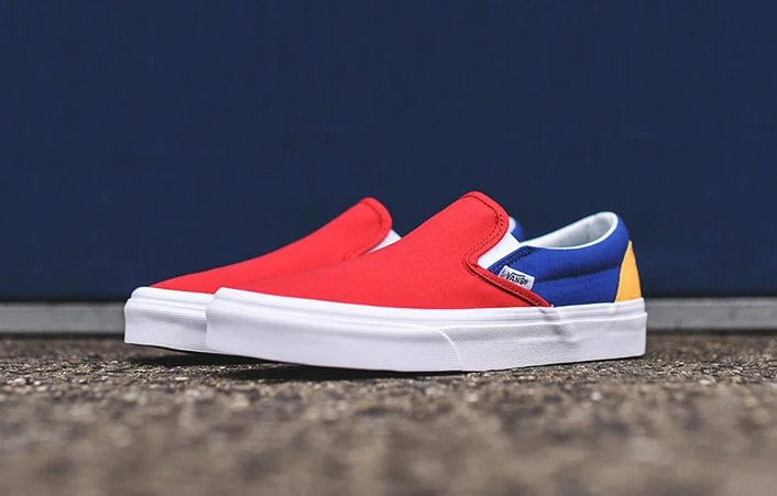 vans yacht club slip on