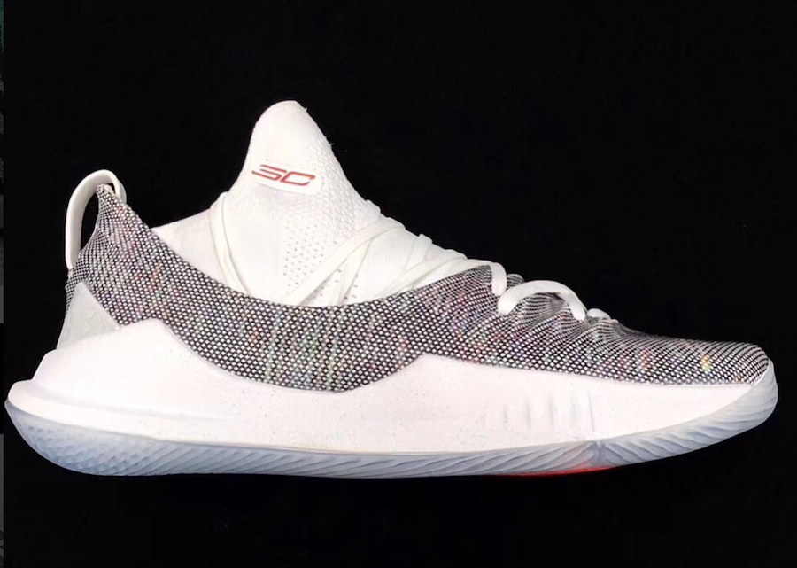 THE UNDER ARMOUR CURRY 5 LOW