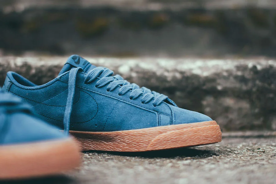 Nike-SB-Blazer-Low-Thunder-Blue-864347-400_-2.jpg