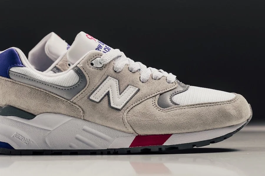 THIS NEW BALANCE 999 HAS A USA THEME