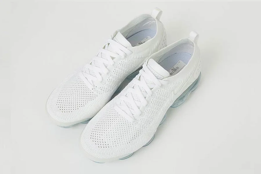 Nike-Air-VaporMax-2.0-Triple-White-942842-100-Top.jpg