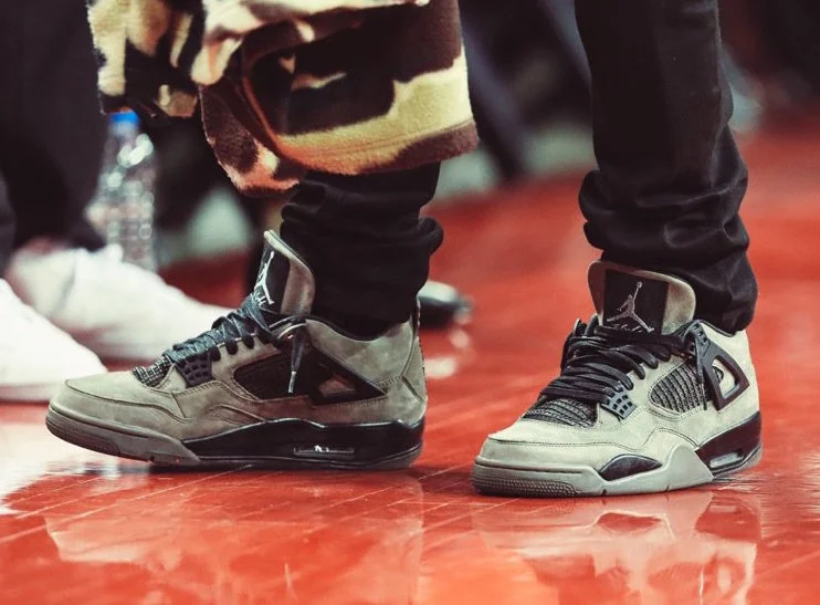 Travis-Scott-x-Air-Jordan-4 (1).jpg