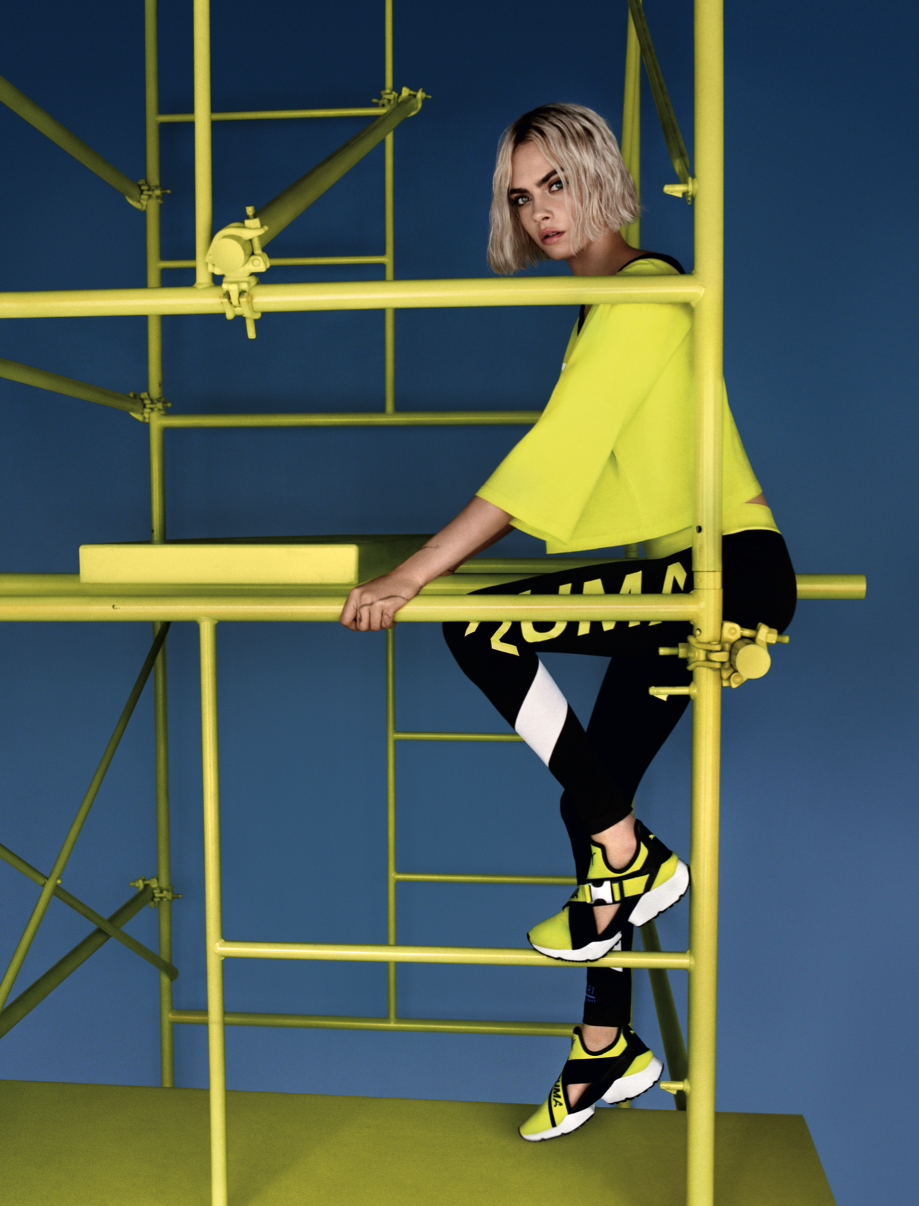 puma-muse-cut-out-neon.png